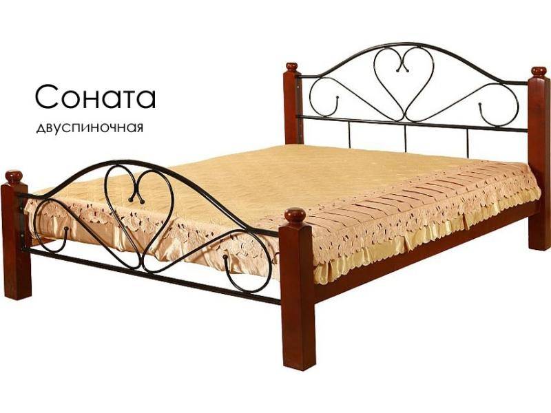 кровать соната из массива сосны с элементами ковки в Армавире