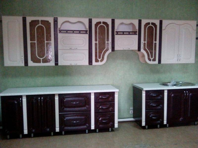 кухонный гарнитур леонардо с планками в Армавире