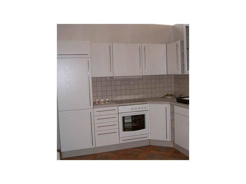 угловая белая кухня в Армавире