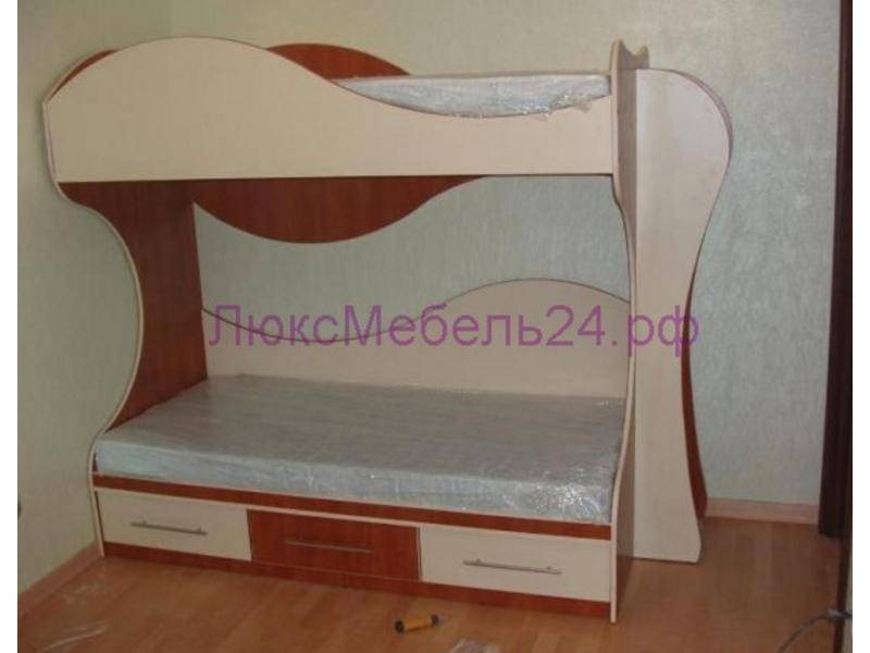 детская двухъярусная кровать в Армавире