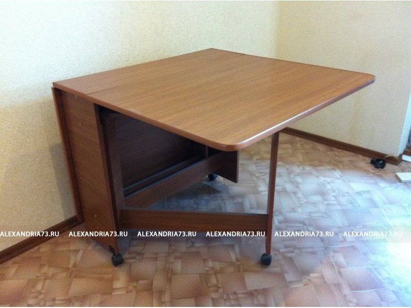 стол книжка в Армавире