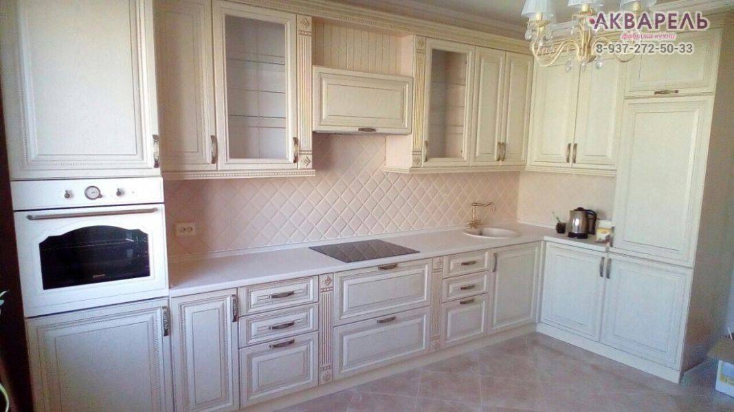 угловая кухня с патиной в Армавире