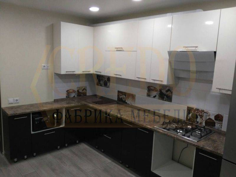 угловая кухня в Армавире