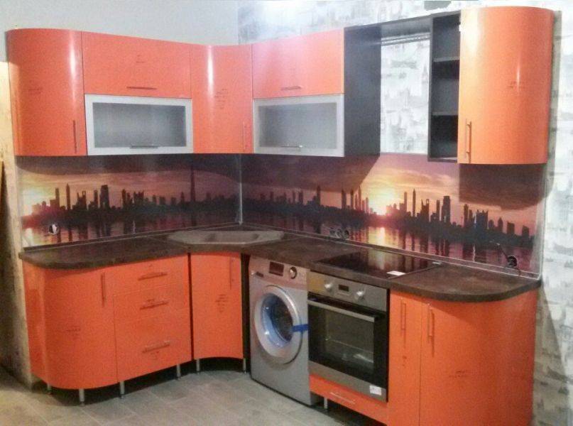 угловая кухня с радиусными фасадами мдф в Армавире
