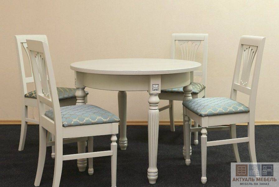столовая группа из дерева в Армавире