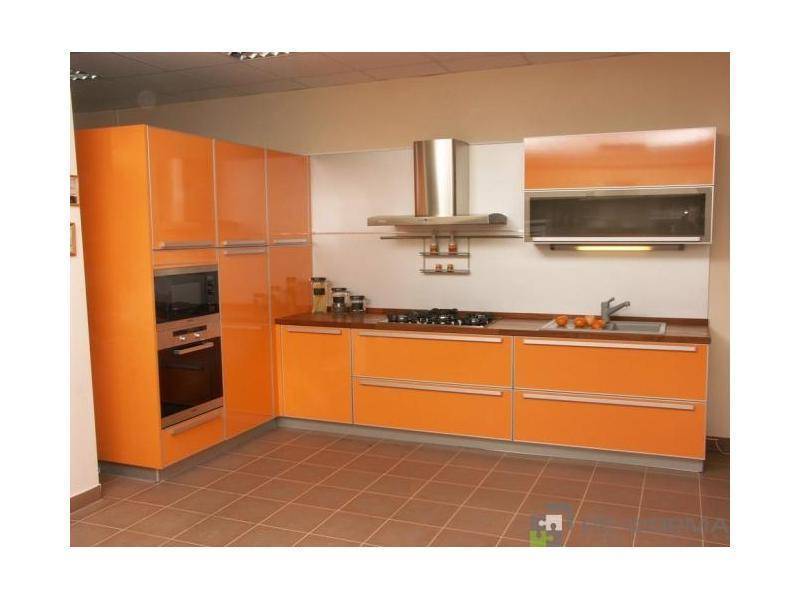угловая кухня модерн 020 в Армавире