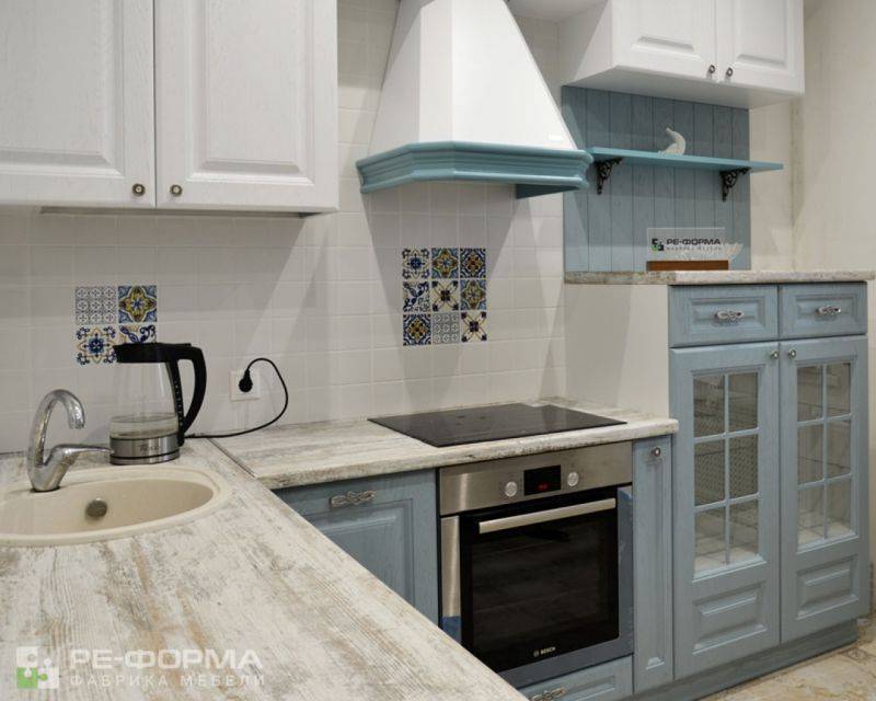 компактная угловая кухня 041 в Армавире