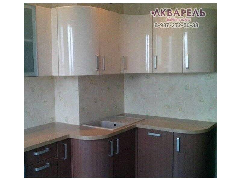 угловая кухня в пластике в Армавире