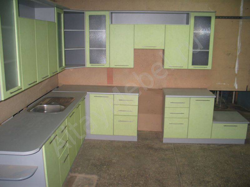 угловая кухня в Армавире