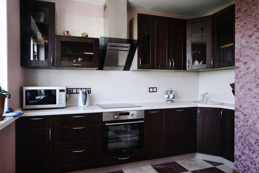 угловая кухня в рамке в Армавире