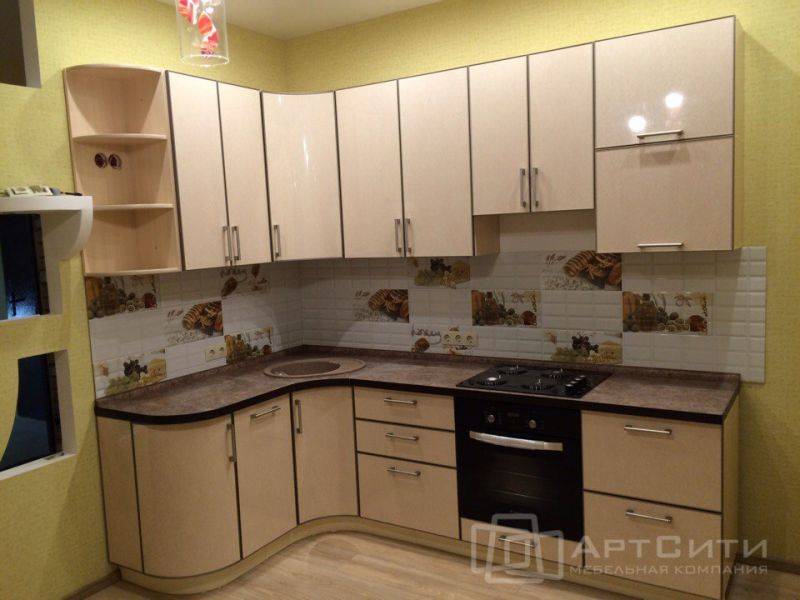 угловая бежевая кухня в Армавире