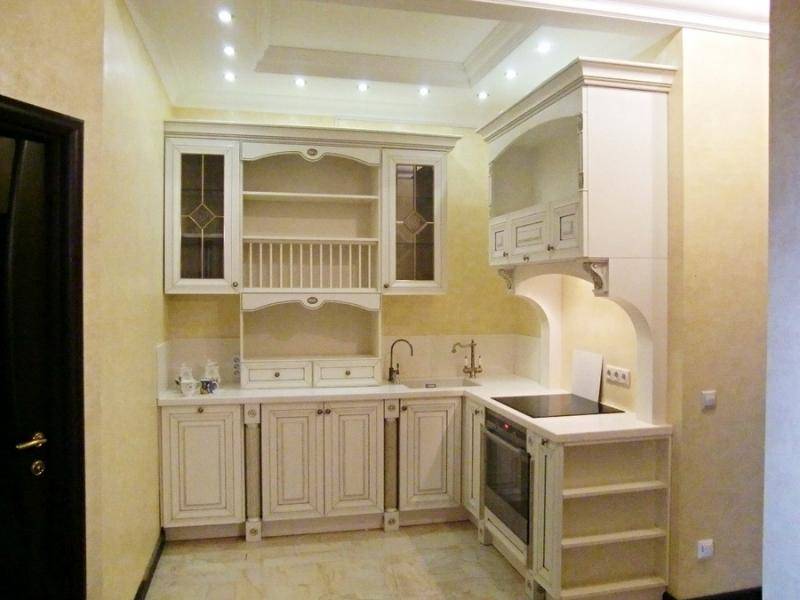 классическая угловая кухня в Армавире