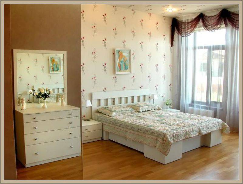белый спальный гарнитур в Армавире