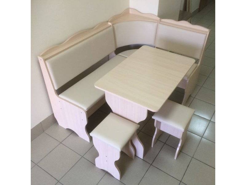 кухонный уголок миссия, дуб выбеленный, к/з молочный в Армавире