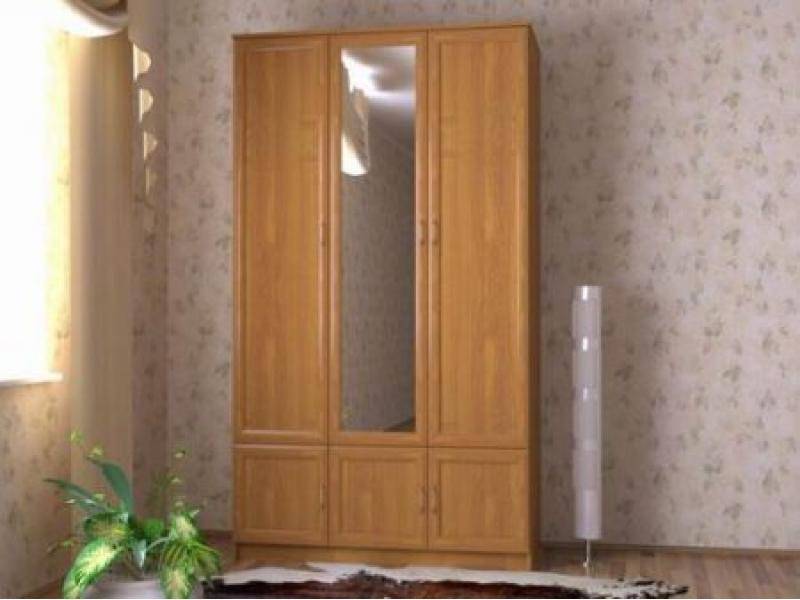 шкаф трехстворчатый в Армавире