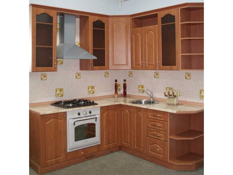 угловая кухня в Армавире