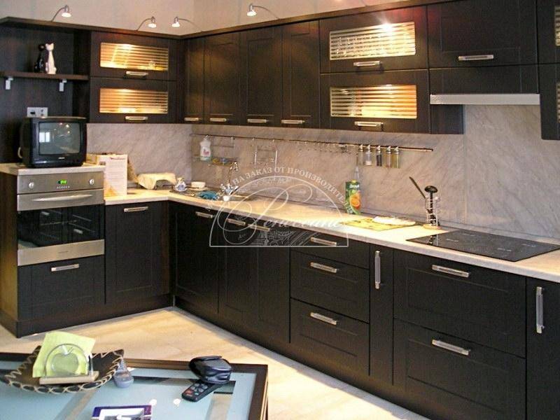 большая кухня 2 в Армавире