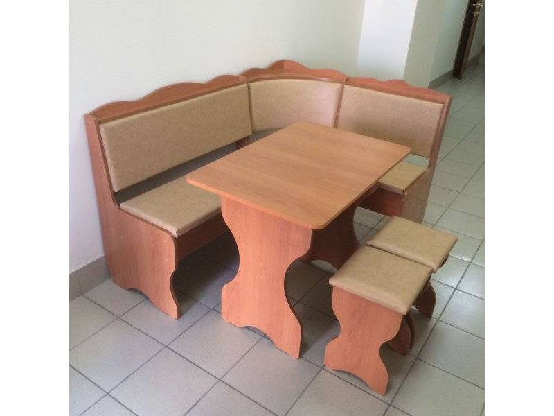 кухонный уголок миссия, ольха, к/з рыжик в Армавире