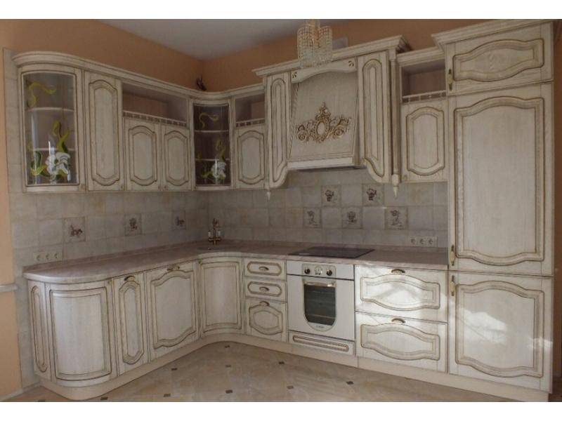 светлый кухонный гарнитур в Армавире