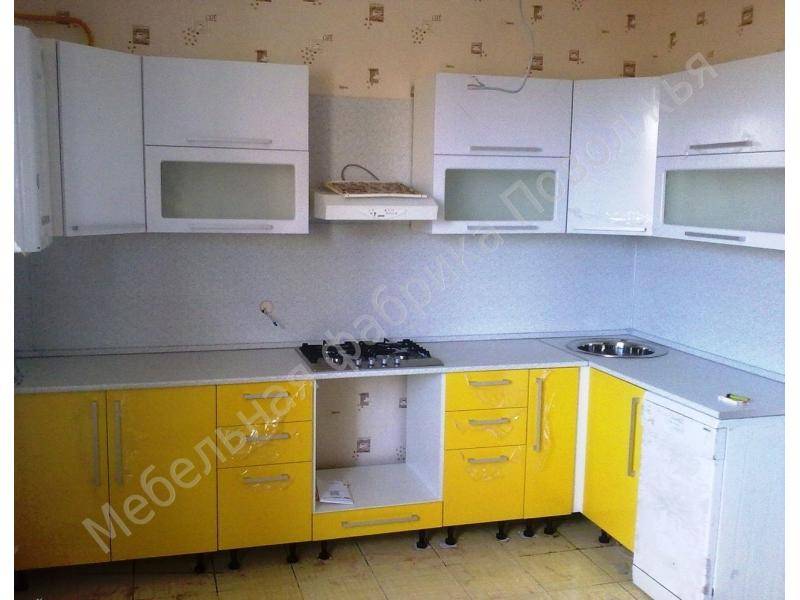 угловая кухня в Армавире