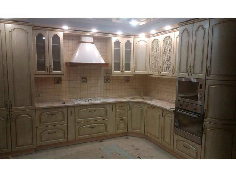 угловая кухня пвх с патиной в Армавире