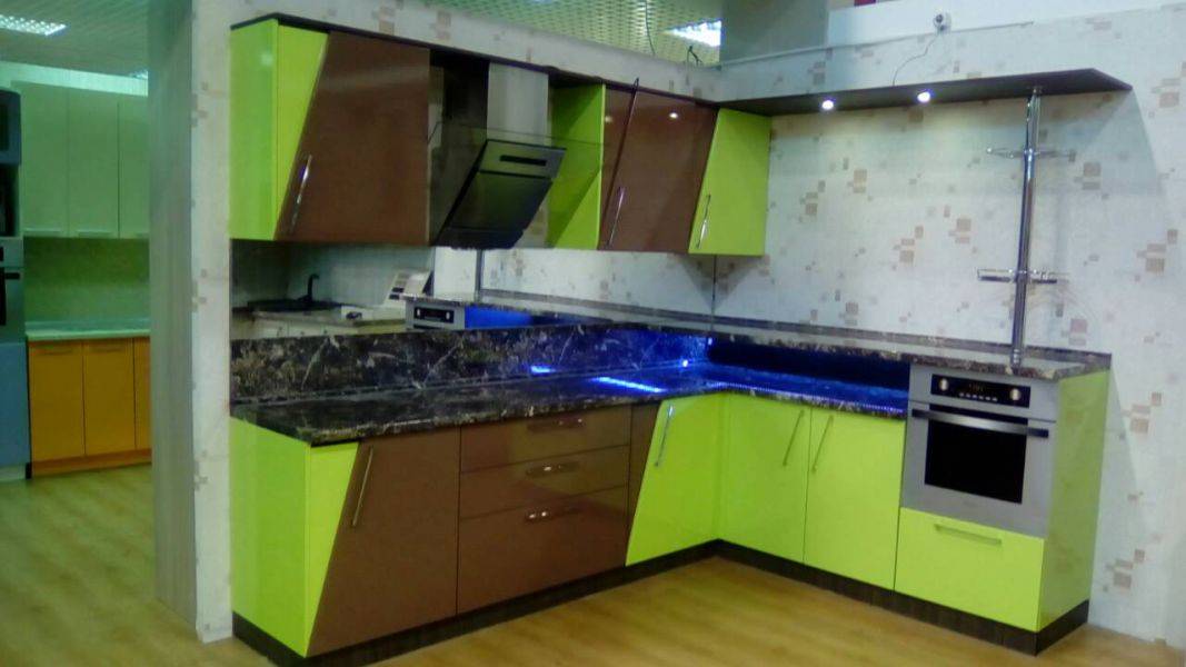 угловая кухня в Армавире