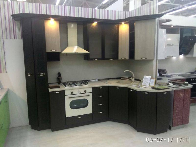 угловая кухня венге в Армавире