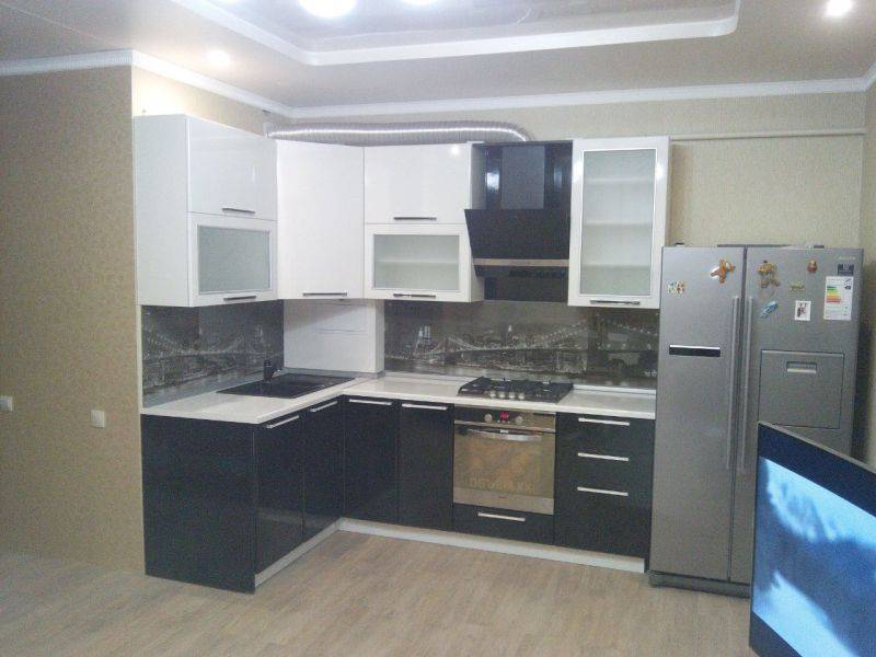 угловая кухня в Армавире