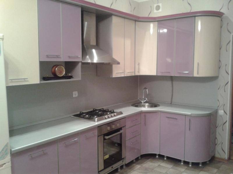 светлая кухня из пластика в Армавире